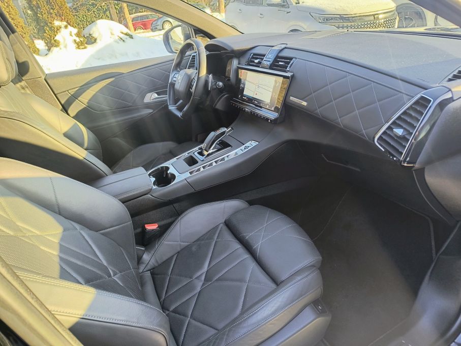 NOWA LOKALIZACJA DS7 CROSSBACK 1,6 T 225 KM Grand Chick Rivoli 2 x koła 17