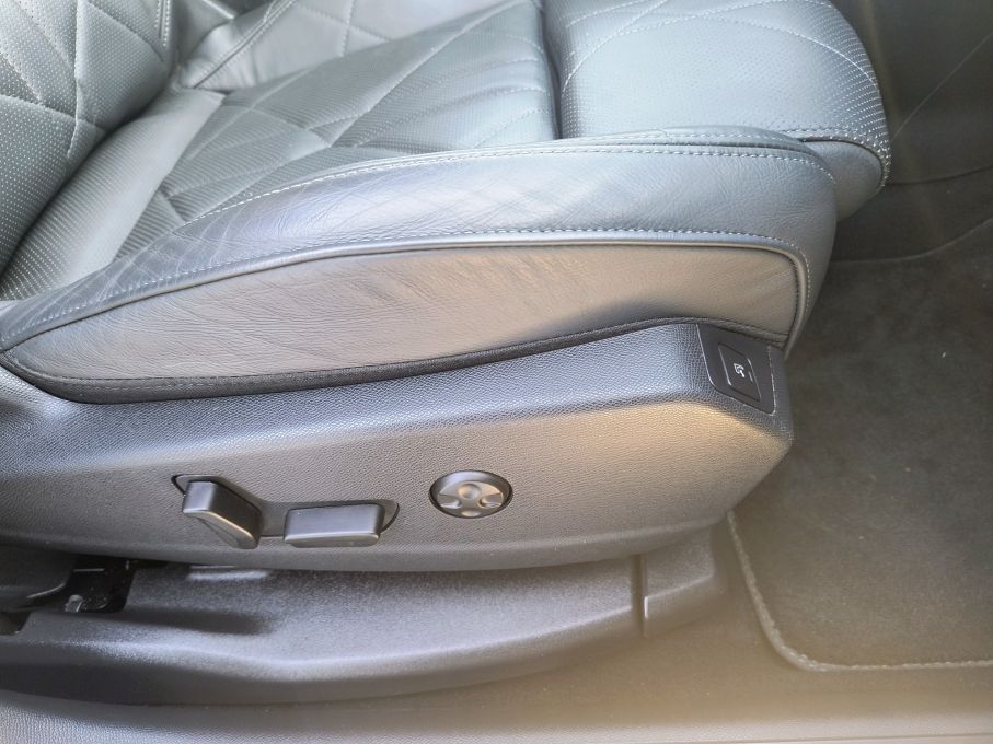 NOWA LOKALIZACJA DS7 CROSSBACK 1,6 T 225 KM Grand Chick Rivoli 2 x koła 20