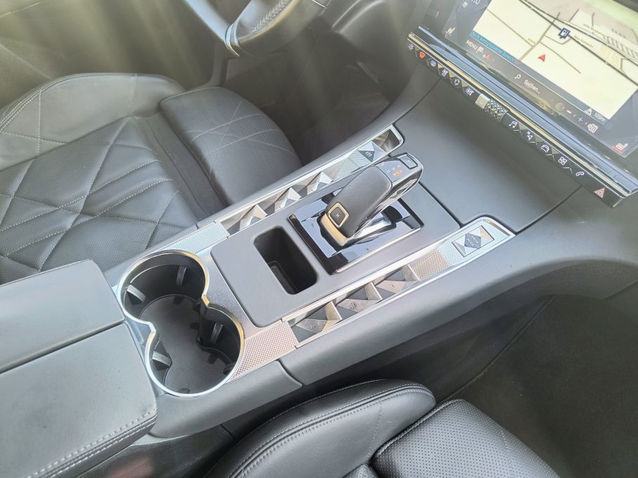 NOWA LOKALIZACJA DS7 CROSSBACK 1,6 T 225 KM Grand Chick Rivoli 2 x koła 23