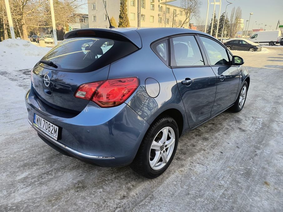 NOWA LOKALIZACJA Opel Astra J 1.6 16v SalonPL 1 właściciel NiskiPrzebieg Gwarancja 6