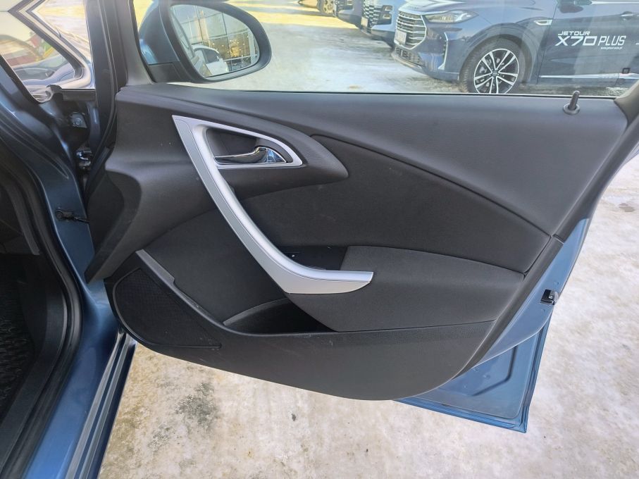 NOWA LOKALIZACJA Opel Astra J 1.6 16v SalonPL 1 właściciel NiskiPrzebieg Gwarancja 18