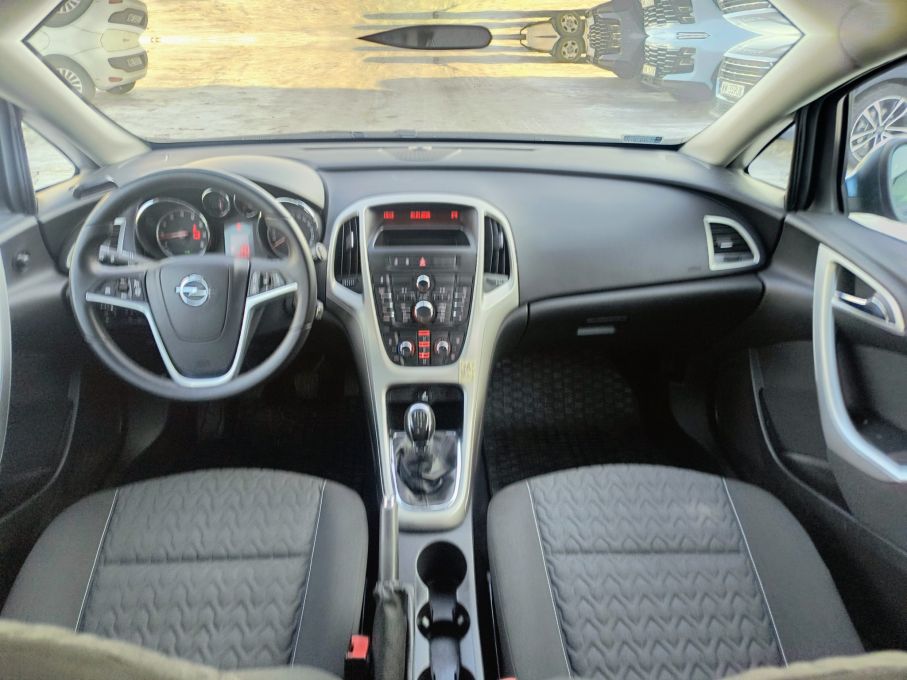 NOWA LOKALIZACJA Opel Astra J 1.6 16v SalonPL 1 właściciel NiskiPrzebieg Gwarancja 20