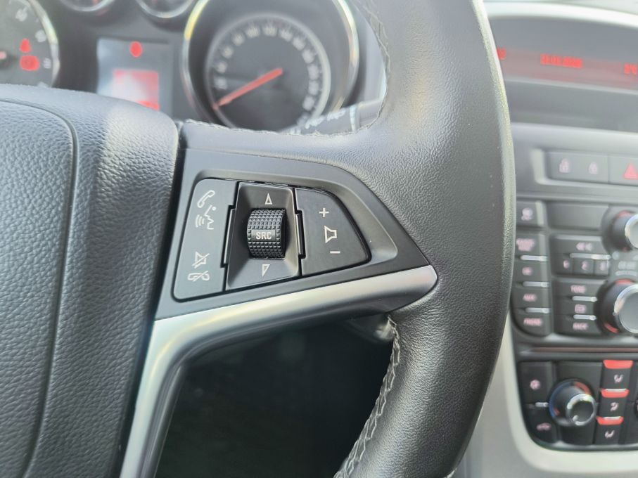 NOWA LOKALIZACJA Opel Astra J 1.6 16v SalonPL 1 właściciel NiskiPrzebieg Gwarancja 25