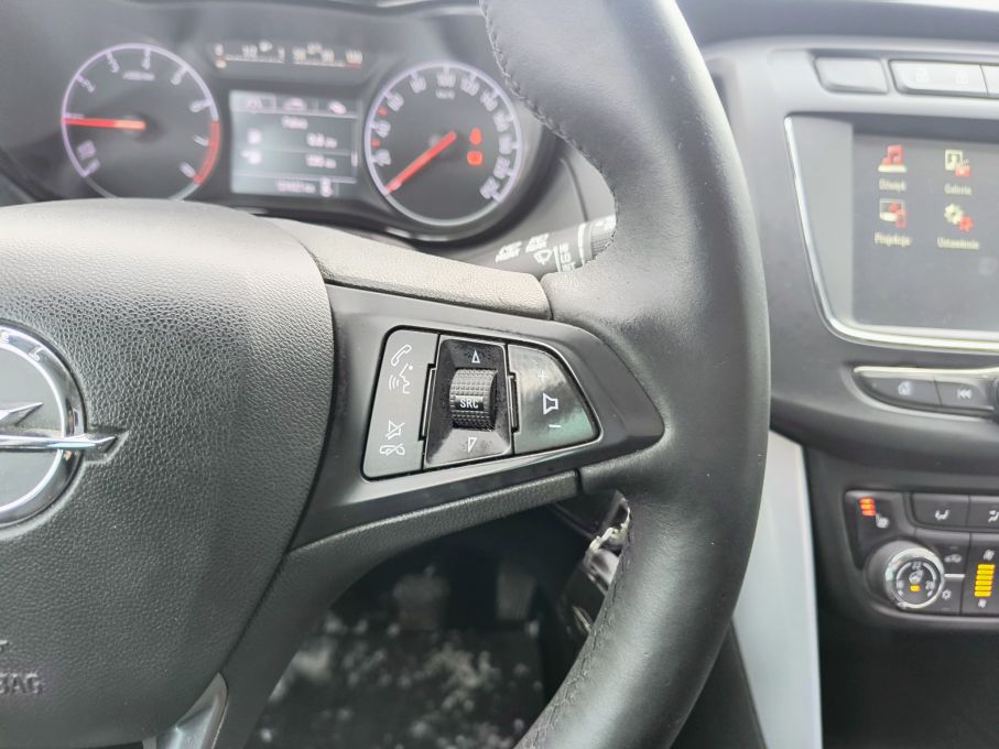 NOWA LOKALIZACJA Opel Zafira C Lift 1.4 Turbo 7 osób Serwis Kamera Gwarancja 19