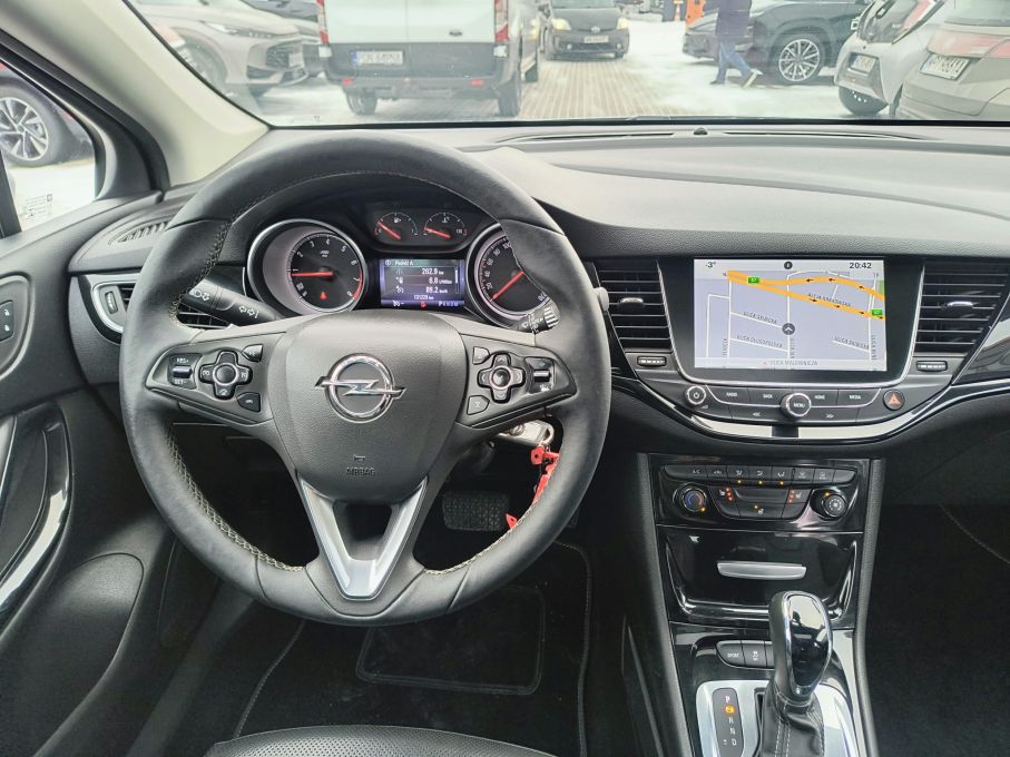 NOWA LOKALIZACJA Opel Astra K 1.4T 150KM Automat Skóra Navi Szyberdach Serwis 18