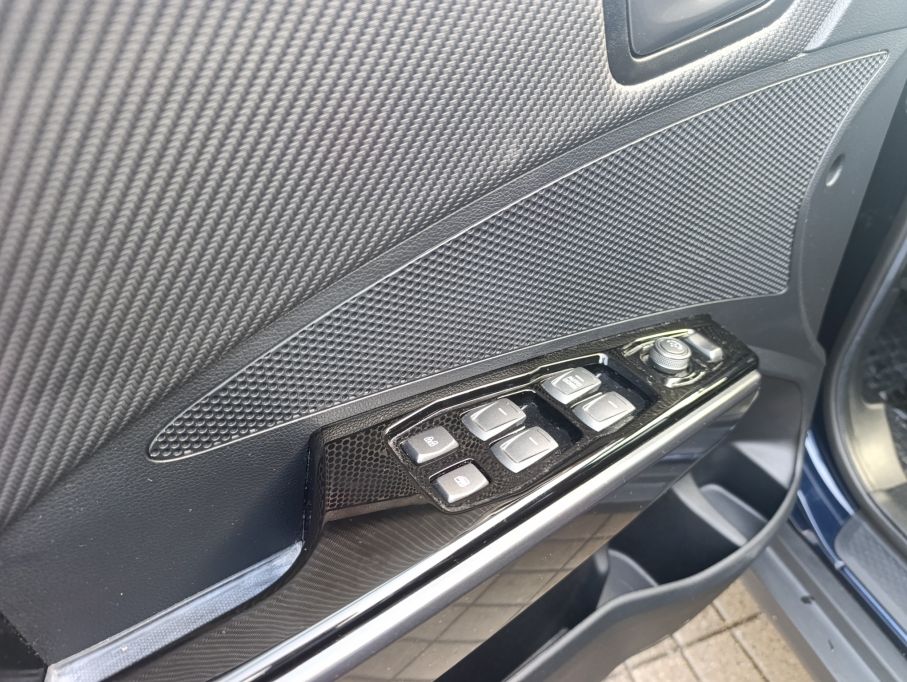 SsanYong Tivoli QUARTZ 1,5 16V TDGI  163KM rej 03.2023 13