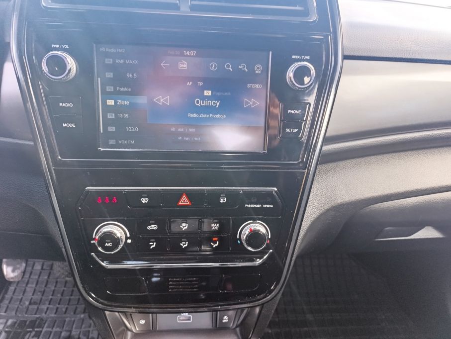 SsanYong Tivoli QUARTZ 1,5 16V TDGI  163KM rej 03.2023 19