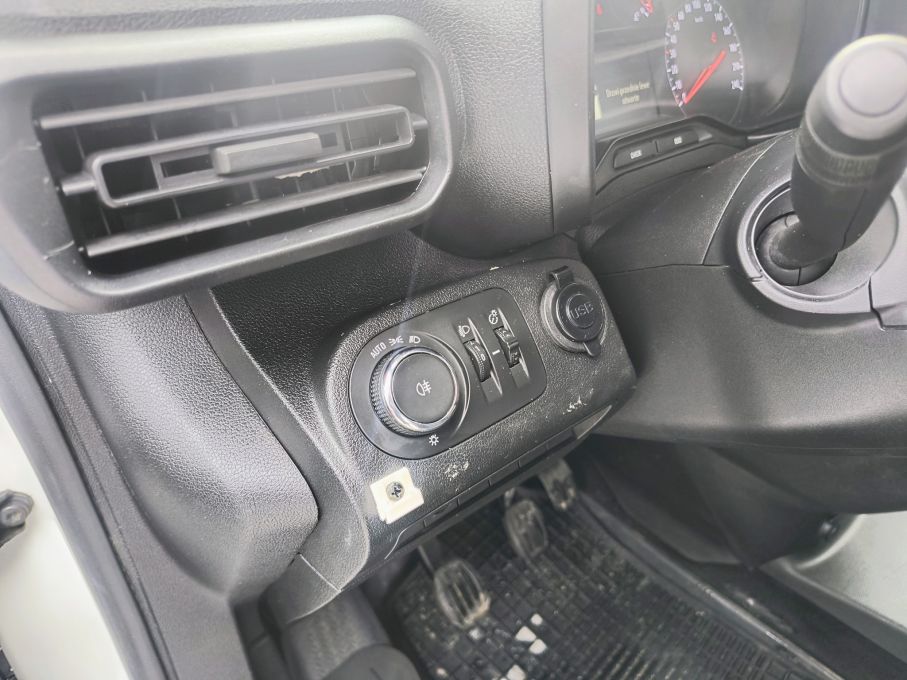 NOWA LOKALIZACJA Opel Combo 1.5cdti XL 2xdrzwi Niski Przebieg Serwis ASO Vat23% 24