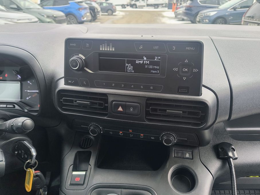 NOWA LOKALIZACJA Citroen Berlingo 1.5hdi XL 2xdrzwi WINDA Niski Przebieg Serwis ASO Vat23% 17