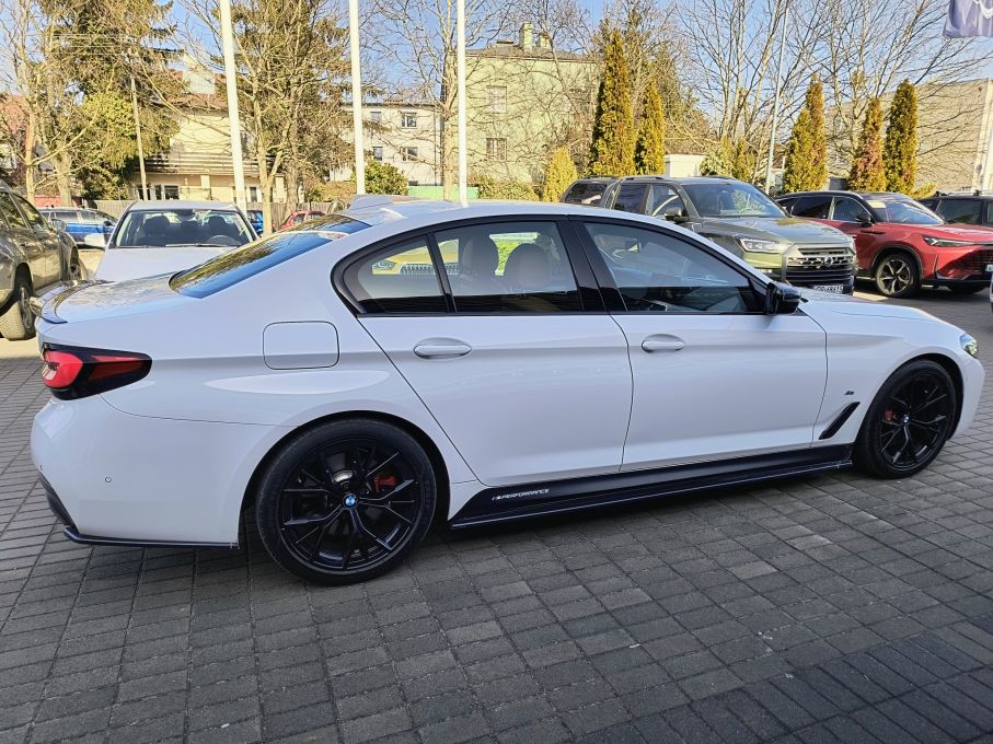 NOWA LOKALIZACJA Bmw 520d X-drive M Pakiet Niski Przebieg Automat Kamera Gwarancja Vat23% 6