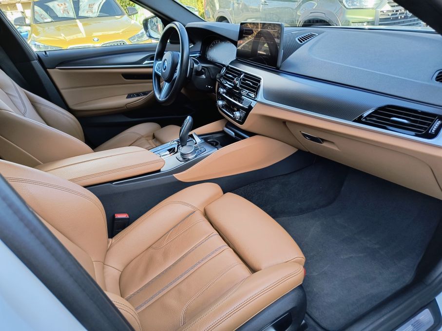 NOWA LOKALIZACJA Bmw 520d X-drive M Pakiet Niski Przebieg Automat Kamera Gwarancja Vat23% 8