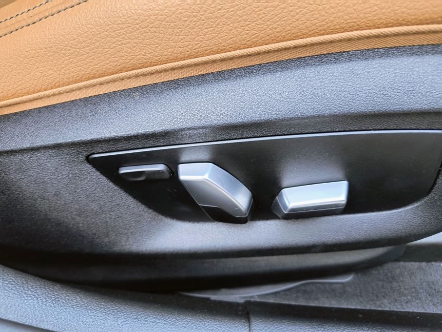 NOWA LOKALIZACJA Bmw 520d X-drive M Pakiet Niski Przebieg Automat Kamera Gwarancja Vat23% 11