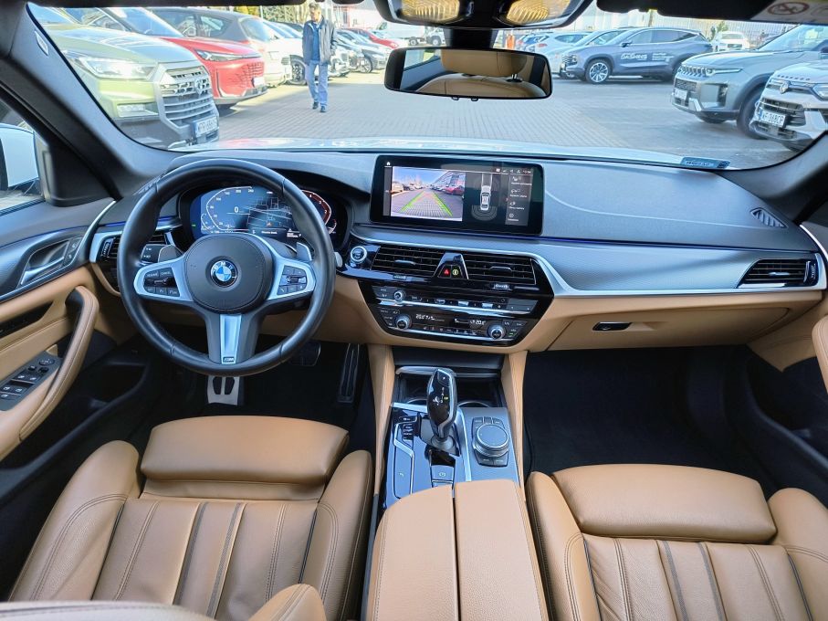 NOWA LOKALIZACJA Bmw 520d X-drive M Pakiet Niski Przebieg Automat Kamera Gwarancja Vat23% 17