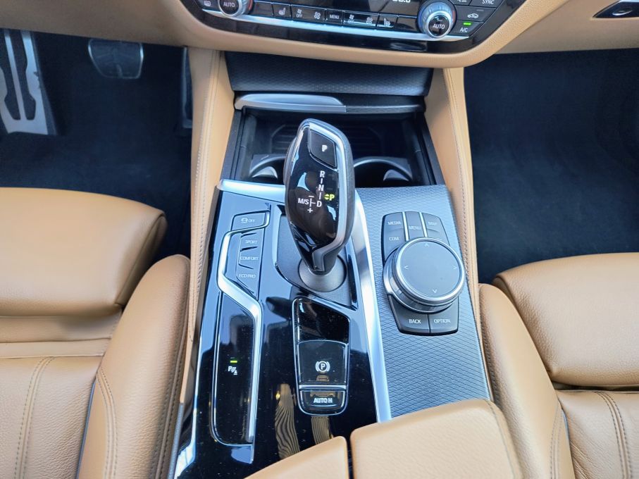 NOWA LOKALIZACJA Bmw 520d X-drive M Pakiet Niski Przebieg Automat Kamera Gwarancja Vat23% 20