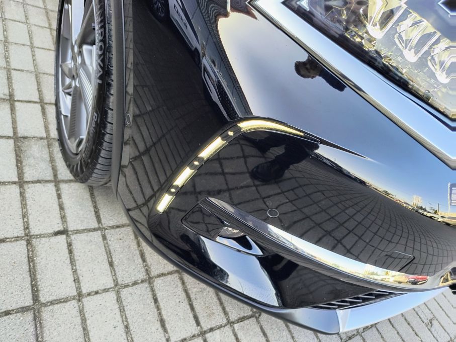 NOWA LOKALIZACJA DS7 CROSSBACK 1,6 T 225 KM Grand Chic Rivoli 2 x koła 10