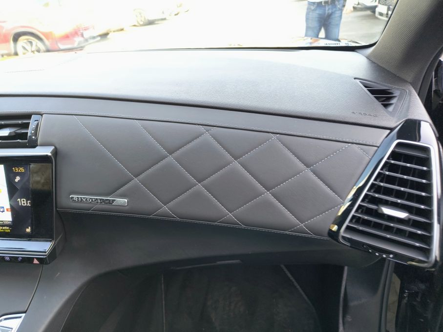 NOWA LOKALIZACJA DS7 CROSSBACK 1,6 T 225 KM Grand Chic Rivoli 2 x koła 19