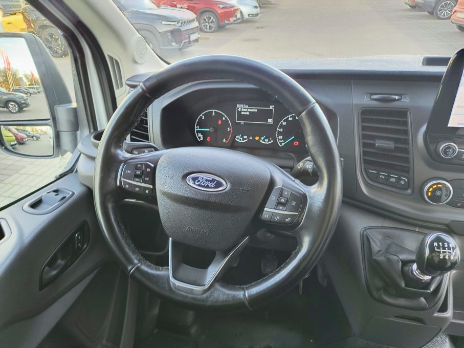 NOWA LOKALIZACJA Ford Transit L4H3 2,0 cdti 130KM Navi Kamera Gwarancja vat23% 17