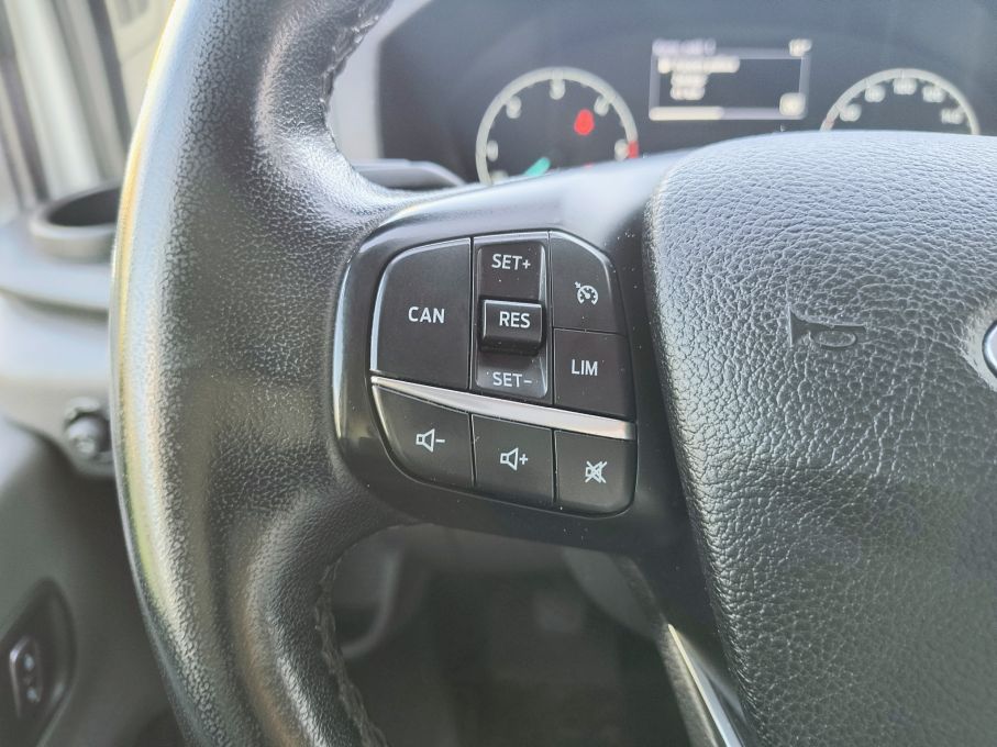 NOWA LOKALIZACJA Ford Transit L4H3 2,0 cdti 130KM Navi Kamera Gwarancja vat23% 20