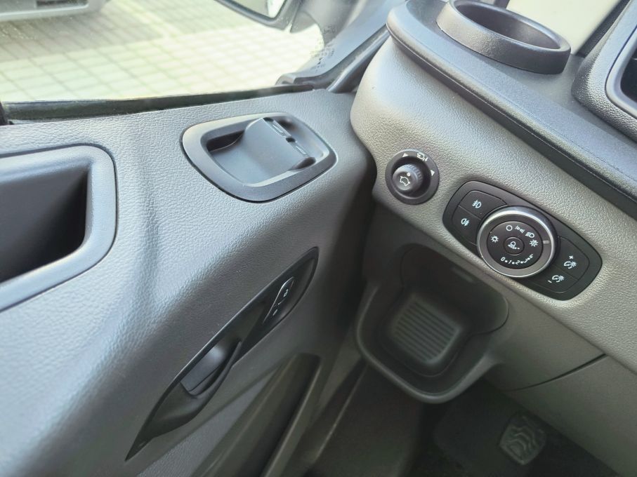 NOWA LOKALIZACJA Ford Transit L4H3 2,0 cdti 130KM Navi Kamera Gwarancja vat23% 24