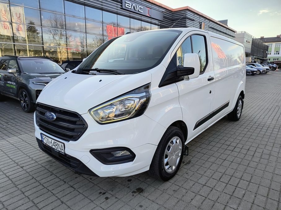 NOWA LOKALIZACJA Ford Custom L2H1 2,0 cdti 130KM Navi Kamera Gwarancja vat23% 2
