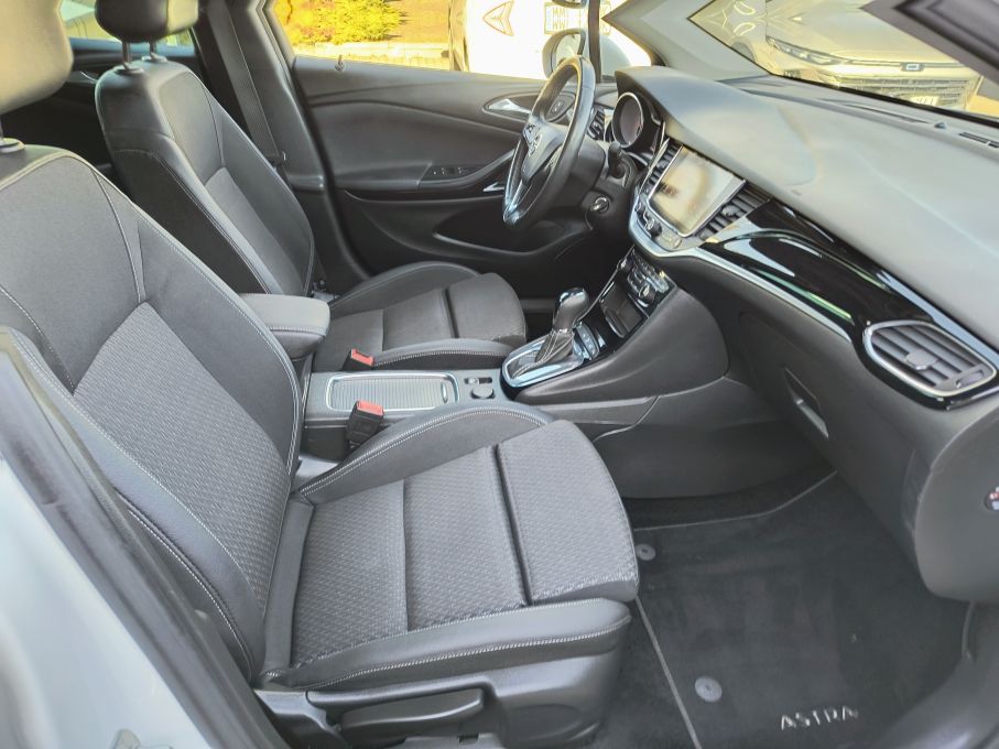 NOWA LOKALIZACJA Opel Astra K 1.6 Turbo AUTOMAT intellilux Navi Kamera 13
