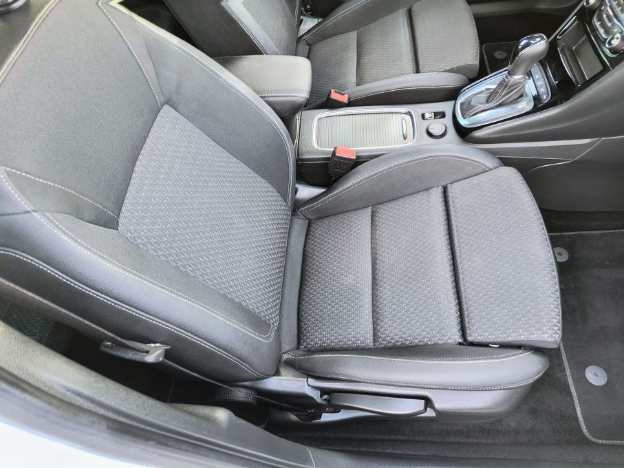 NOWA LOKALIZACJA Opel Astra K 1.6 Turbo AUTOMAT intellilux Navi Kamera 14