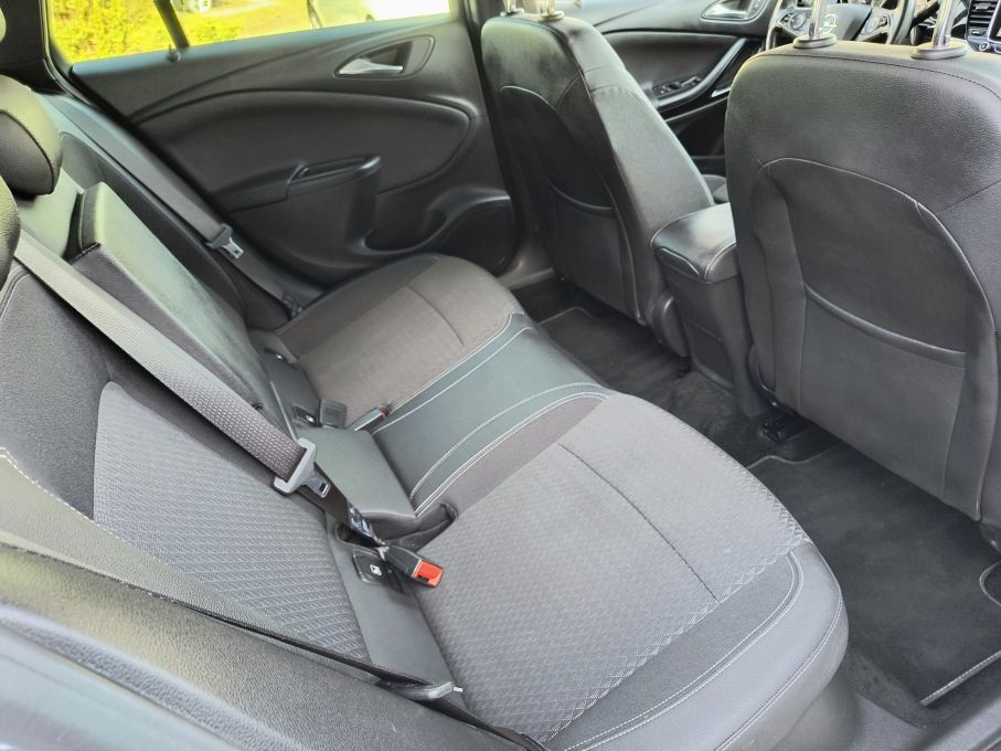 NOWA LOKALIZACJA Opel Astra K 1.6 Turbo AUTOMAT intellilux Navi Kamera 17