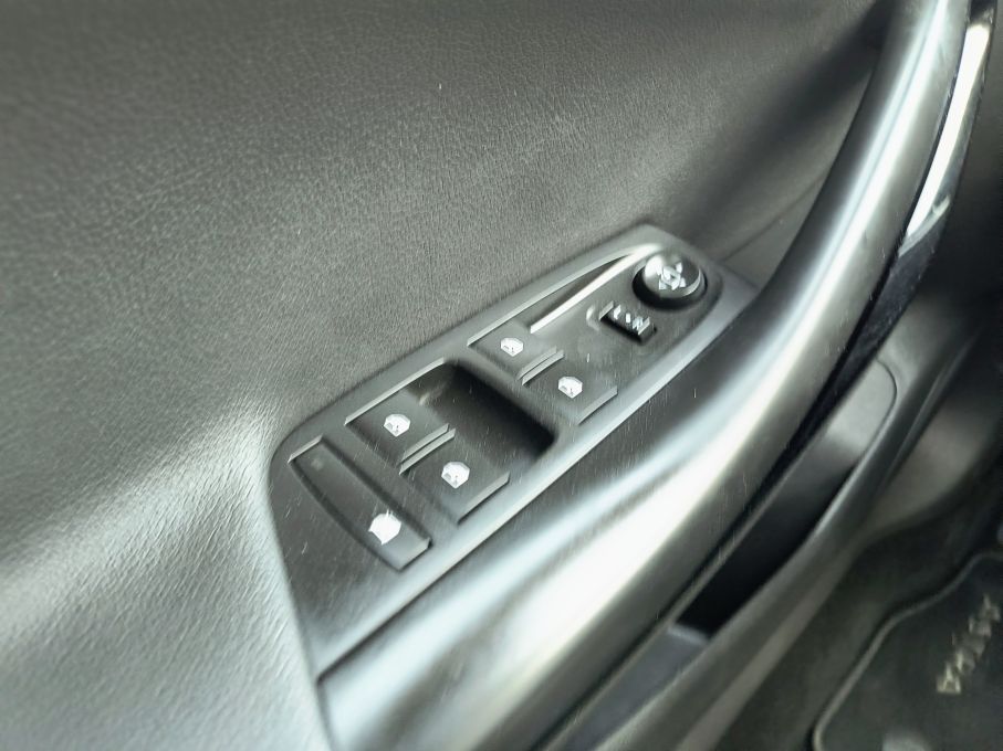 NOWA LOKALIZACJA Opel Astra K 1.6 Turbo AUTOMAT intellilux Navi Kamera 22