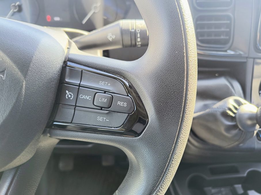 NOWA LOKALIZACJA Peugeot Boxer L4 Brygadówka, 2,2 HDI 140KM, 7 osób, kamera cofania 21