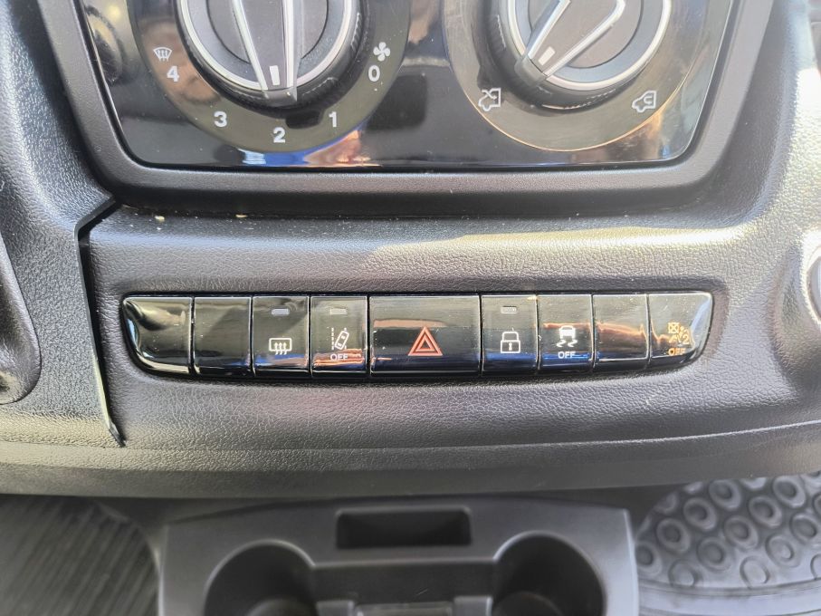 NOWA LOKALIZACJA Peugeot Boxer L4 Brygadówka, 2,2 HDI 140KM, 7 osób, kamera cofania 24