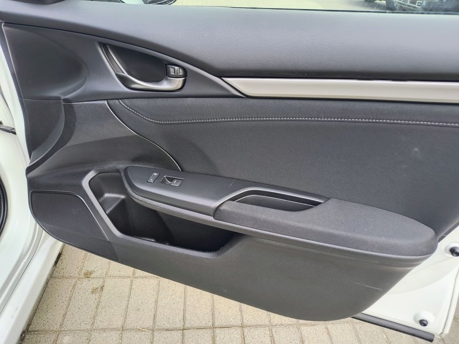 NOWA LOKALIZACJA Honda Civic Elegance 1.0 Automat Niski Przebieg Gwarancja 18