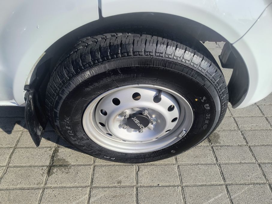 NOWA LOKALIZACJA DFSK C31 benzyna 1.6 + LPG skrzynia Gwarancja Fabryczna Vat23% 11