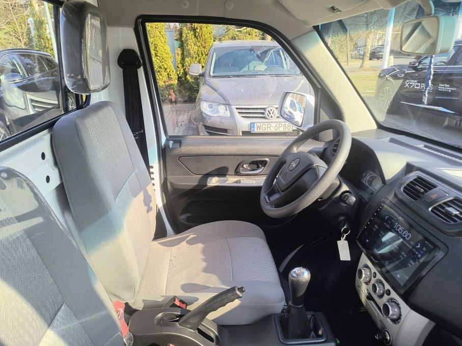 NOWA LOKALIZACJA DFSK C31 benzyna 1.6 + LPG skrzynia Gwarancja Fabryczna Vat23% 15