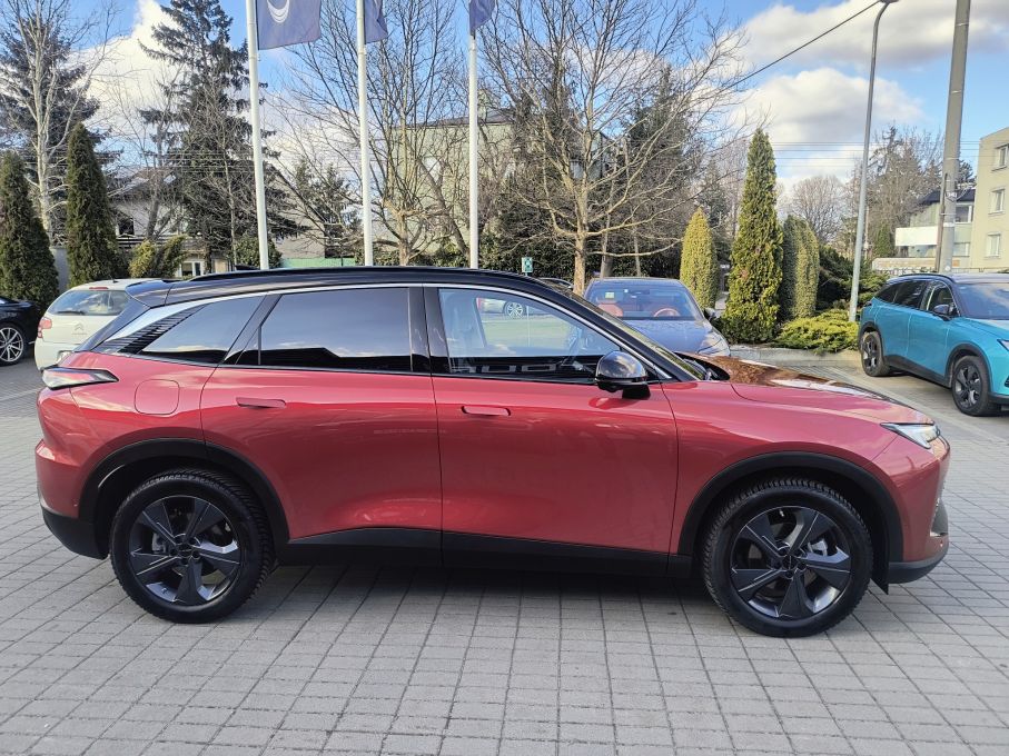 Beijing BAIC 5 1.5 177KM automat, kamery 360, salon PL 6