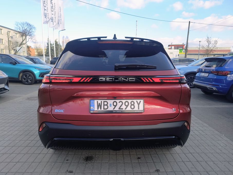 Beijing BAIC 5 1.5 177KM automat, kamery 360, salon PL 8