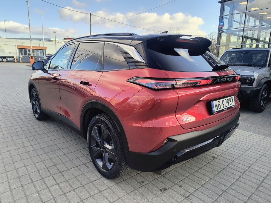 Beijing BAIC 5 1.5 177KM automat, kamery 360, salon PL 9