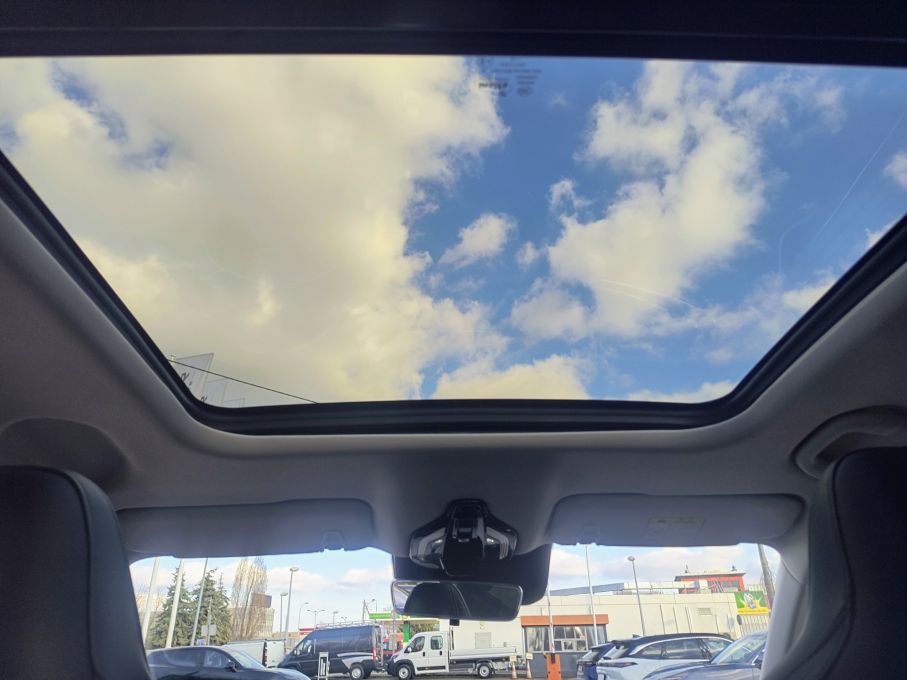 Beijing BAIC 5 1.5 177KM automat, kamery 360, salon PL 15