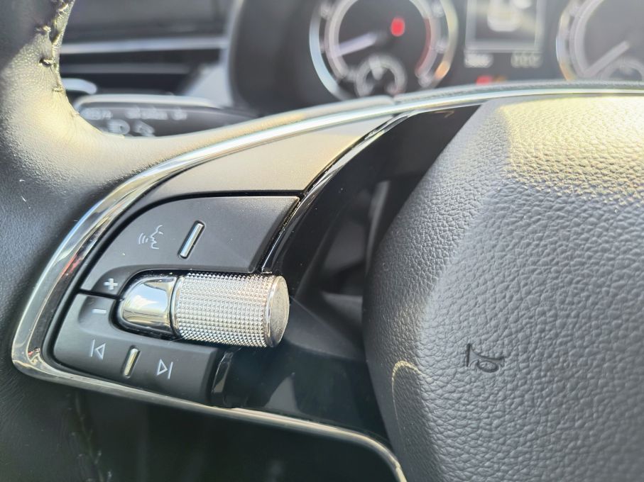 NOWA LOKALIZACJA Skoda Kamiq 1.5 TSI 150KM Salon PL rej. 2021 rok Gwarancja 25