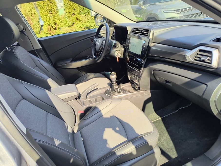 NOWA LOKALIZACJA SsangYong KGM Tivoli GRAND 1,5 Turbo 163KM Salon PL 13