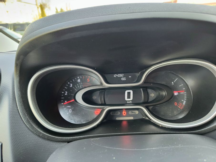 NOWA LOKALIZACJA Renault Trafic 2.0 dci LED Vision L2H1 120KM Navi Serwis Vat23% 21