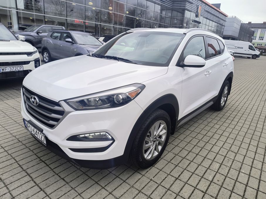 NOWA LOKALIZACJA Hyundai Tucson 2.0 Benzyna 4x4 Automat Niski Przebieg 2
