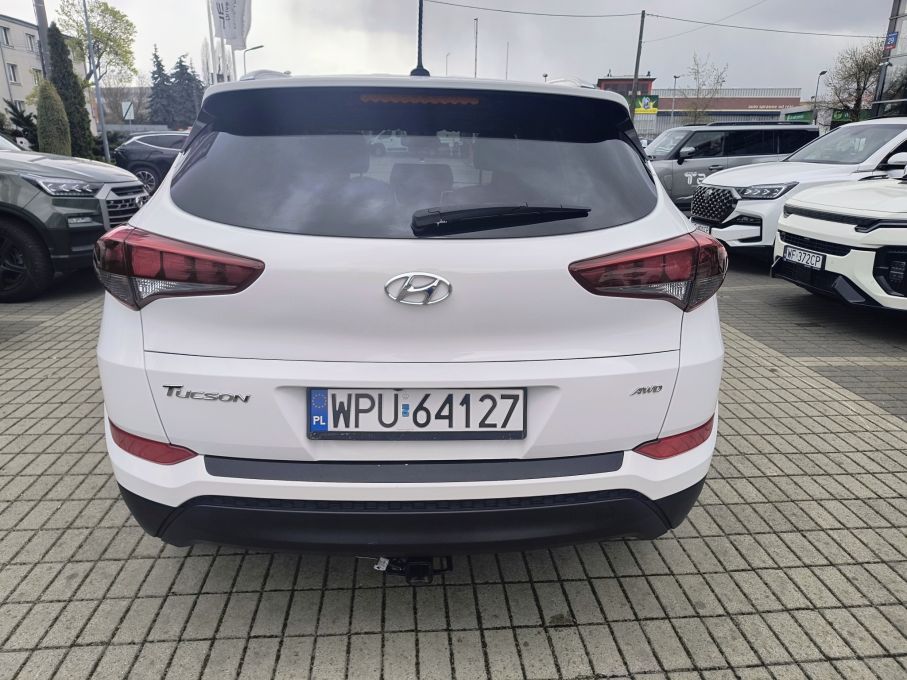 NOWA LOKALIZACJA Hyundai Tucson 2.0 Benzyna 4x4 Automat Niski Przebieg 5