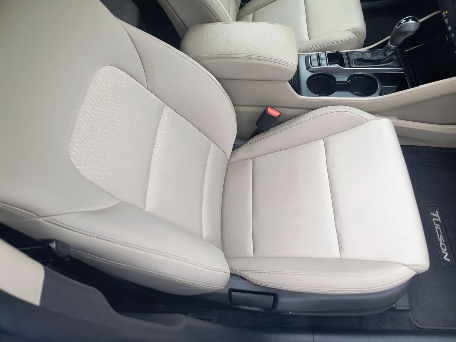 NOWA LOKALIZACJA Hyundai Tucson 2.0 Benzyna 4x4 Automat Niski Przebieg 14