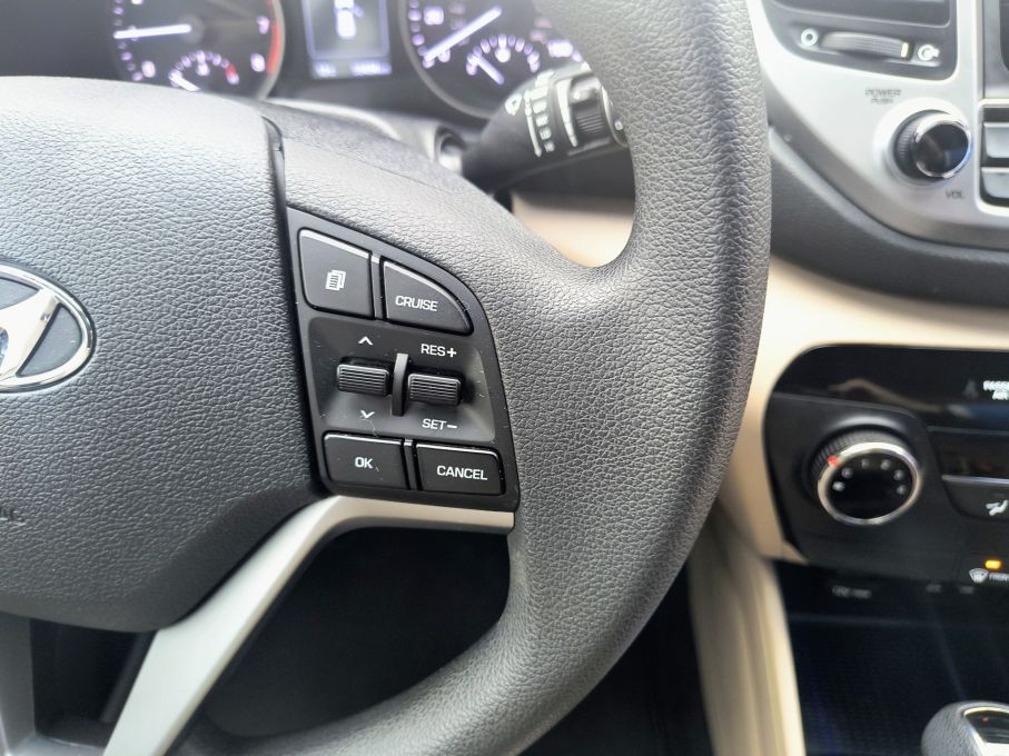 NOWA LOKALIZACJA Hyundai Tucson 2.0 Benzyna 4x4 Automat Niski Przebieg 20