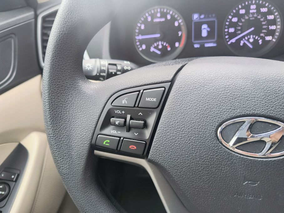 NOWA LOKALIZACJA Hyundai Tucson 2.0 Benzyna 4x4 Automat Niski Przebieg 21