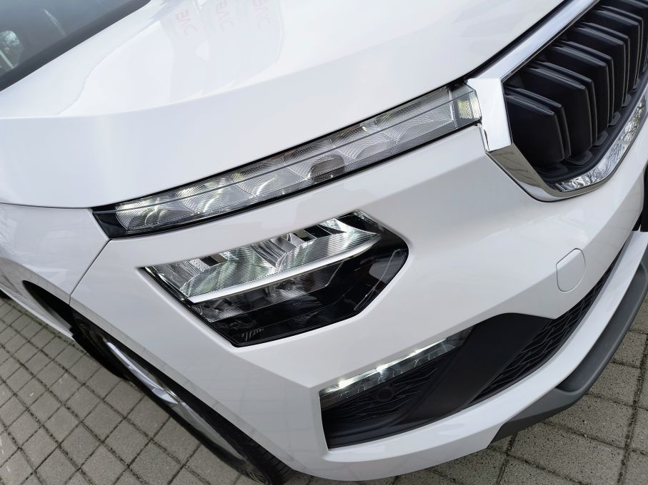 NOWA LOKALIZACJA Skoda Kamiq 1.5 TSI Selection 5.000km Jak Nowa Gwarancja 10