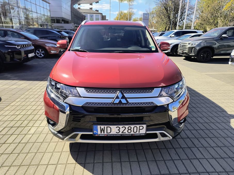 NOWA LOKALIZACJA Mitsubishi Outlander 2.0 benzyna Automat 7 osobowy Salon 6