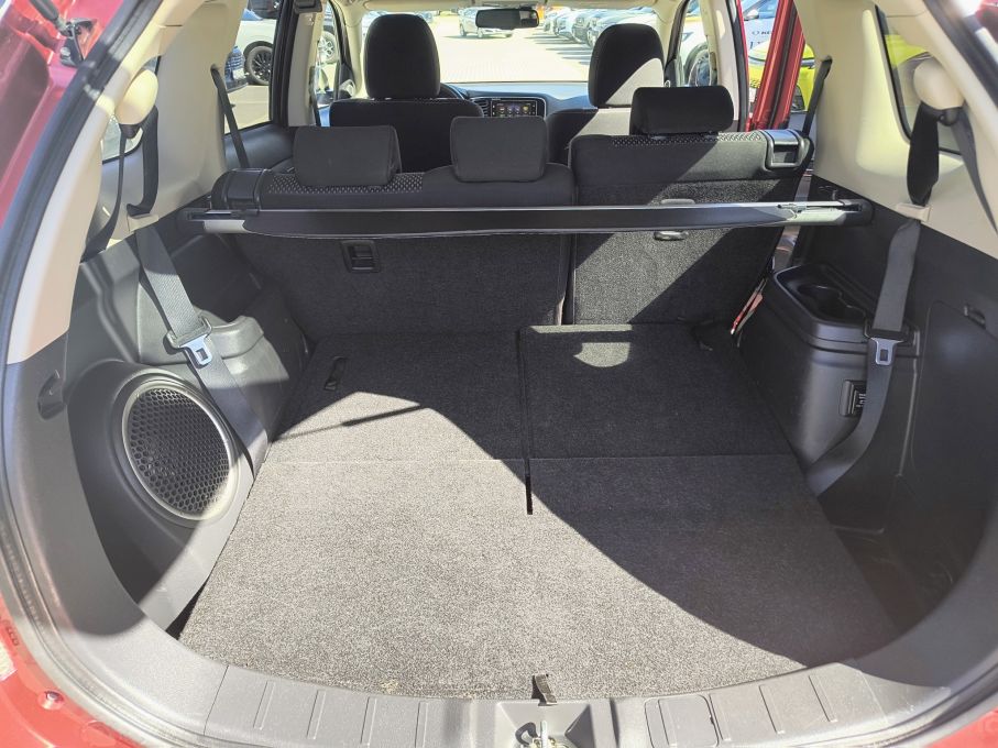 NOWA LOKALIZACJA Mitsubishi Outlander 2.0 benzyna Automat 7 osobowy Salon 16