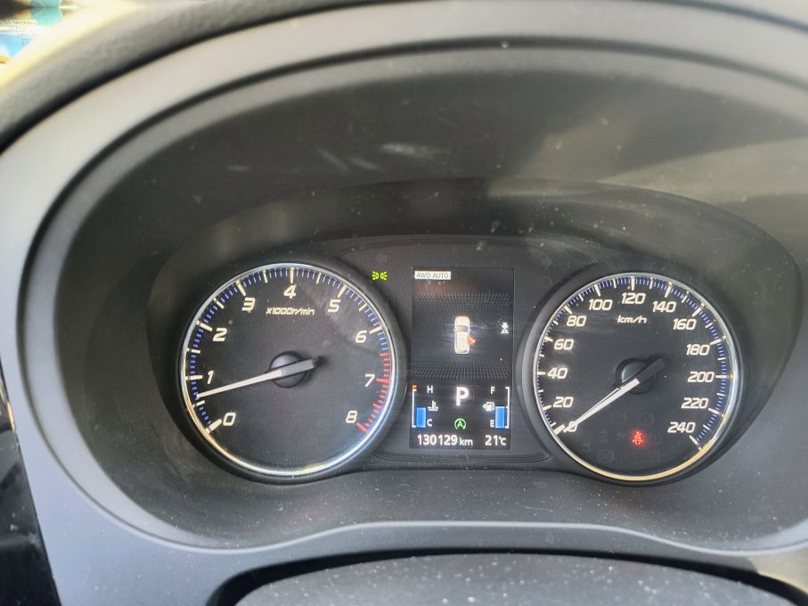 NOWA LOKALIZACJA Mitsubishi Outlander 2.0 benzyna Automat 7 osobowy Salon 22