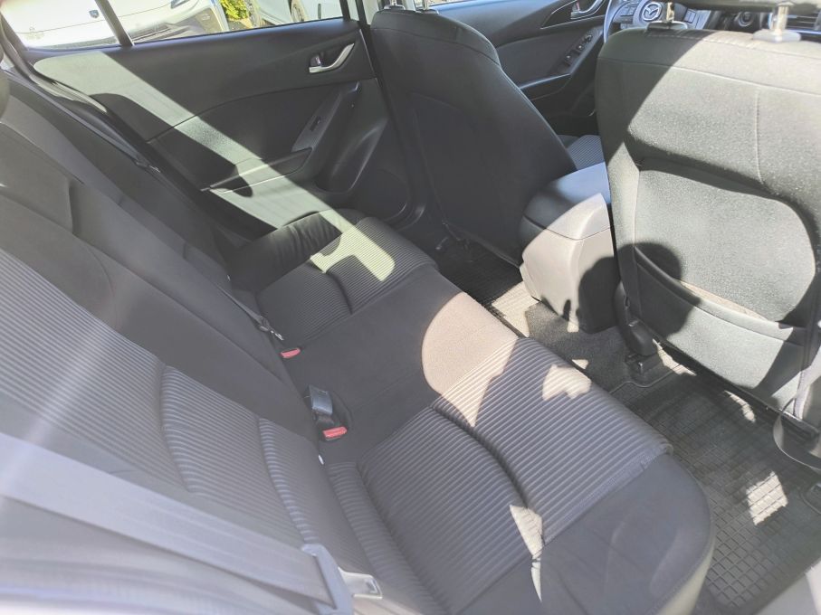 Nowa Lokalizacja MAZDA 3 SEDAN 2.0 SKYACTIVE 120 KM Salon PL 16